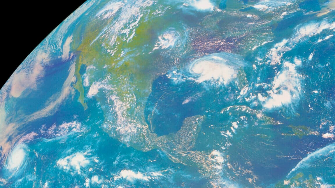 Update to Google’s AI weather model improves forecast