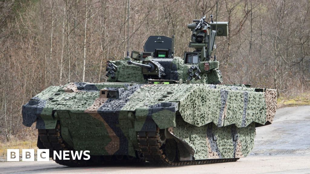 Minister 'disgusted' after soldiers injured in Ajax exercise