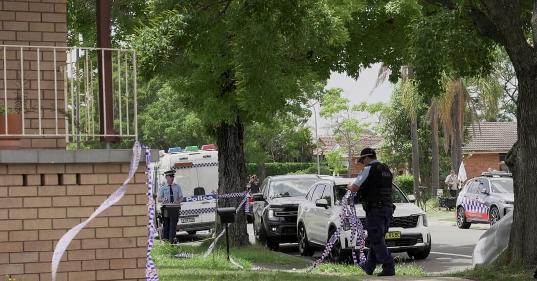 In Sydney Suburb Where Suspects Lived, Neighbor Saw ‘No Dramas’
