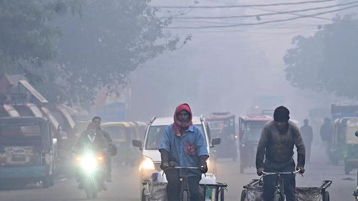 Delhi AQI: Congress urges action against pollution amid Delhi's severe smog crisis - The Hindu