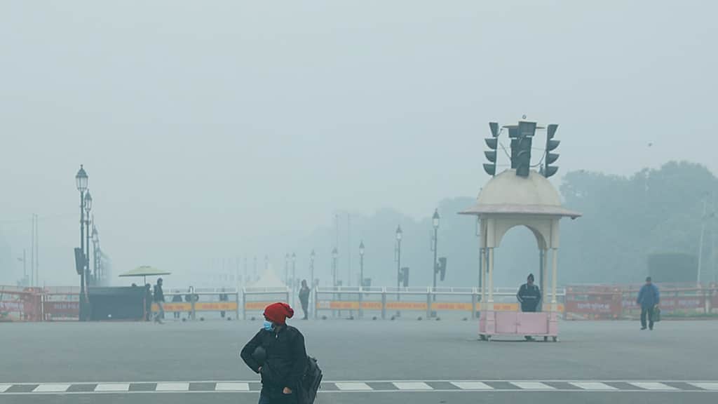 AQI still ‘poor’; 65% pollutants came from outside city in 2025: CREA report
