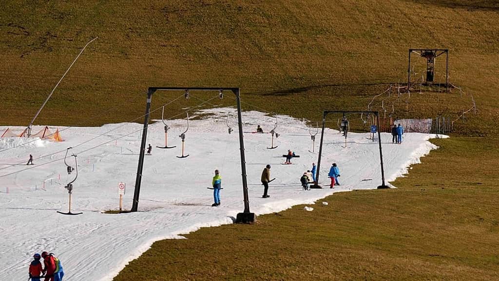 Can Europe's ski industry weather the climate crisis?