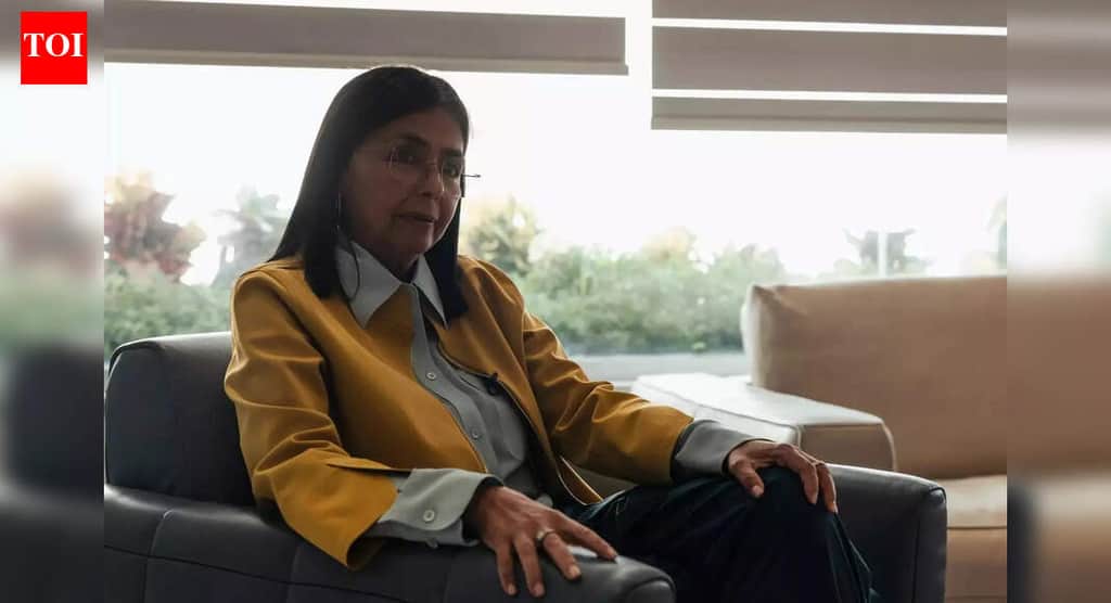 Post-Maduro Venezuela: Military backs VP Delcy Rodríguez as interim president; tells people to resume normal activities