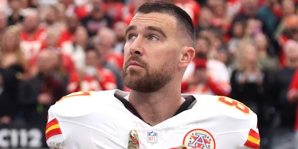How Travis Kelce Made History at Chiefs vs. Raiders Game