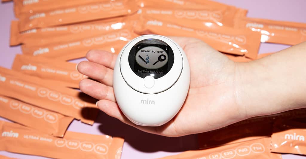 This egg-shaped gadget aims to demystify hormones… with pee