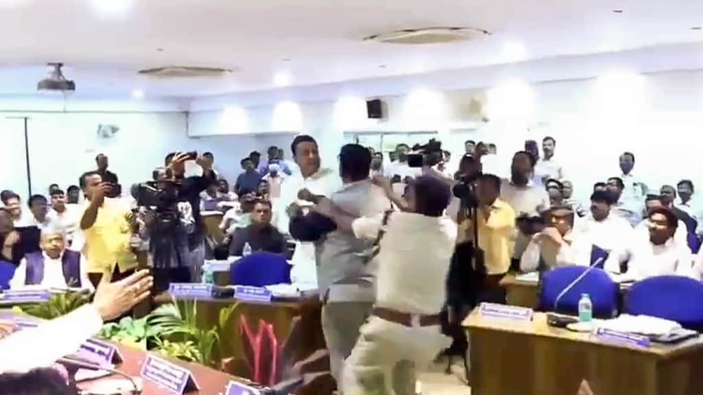 It’s Union minister vs state minister and Cong MLC vs BJP MLA, as elected representatives clash in separate incidents in Karnataka