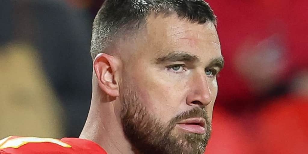 How Travis Kelce’s Teammates Reacted After Possibly His Last Kansas City Chiefs Game Ever