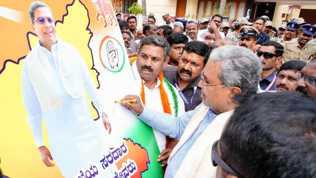 Siddaramaiah breaks Devaraj Urs’s record, becomes the longest-serving CM of Karnataka
