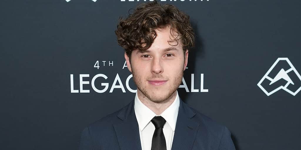 Nolan Gould's Facial Hair in Modern Family Cast Reunion Photo Will Make You Do a Double Take