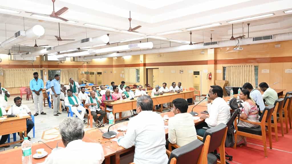 Farmers seek release of water from Sathanur dam in Tiruvannamalai on January 14 for irrigation