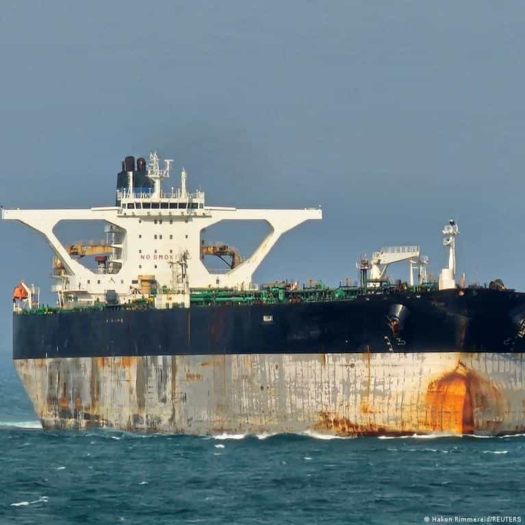Venezuela: US forces say they seized a second oil tanker