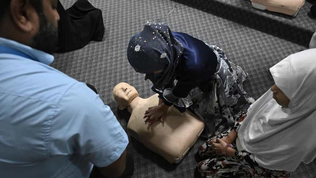Driving test candidates turn first aid and CPR trainees at Hyderabad RTA