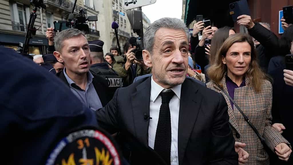 Nicolas Sarkozy meets anger at Lyon book signing