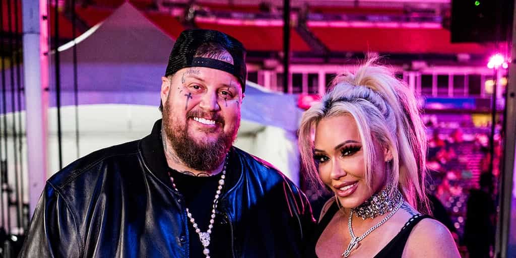 Jelly Roll's Wife Bunnie Xo Reveals "Coolest Part" of His Weight Loss Journey, Beardless Transformation