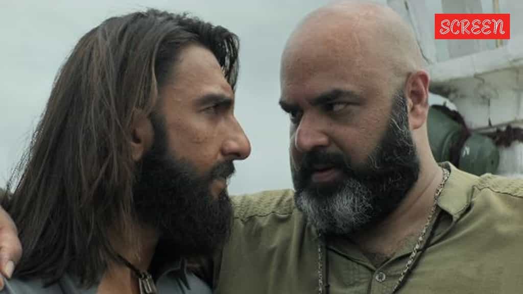 Dhurandhar Box Office Collection Day 35 Worldwide Update: After earning Rs 800 cr, Ranveer Singh-starrer enters Week 6 with over 3600 shows