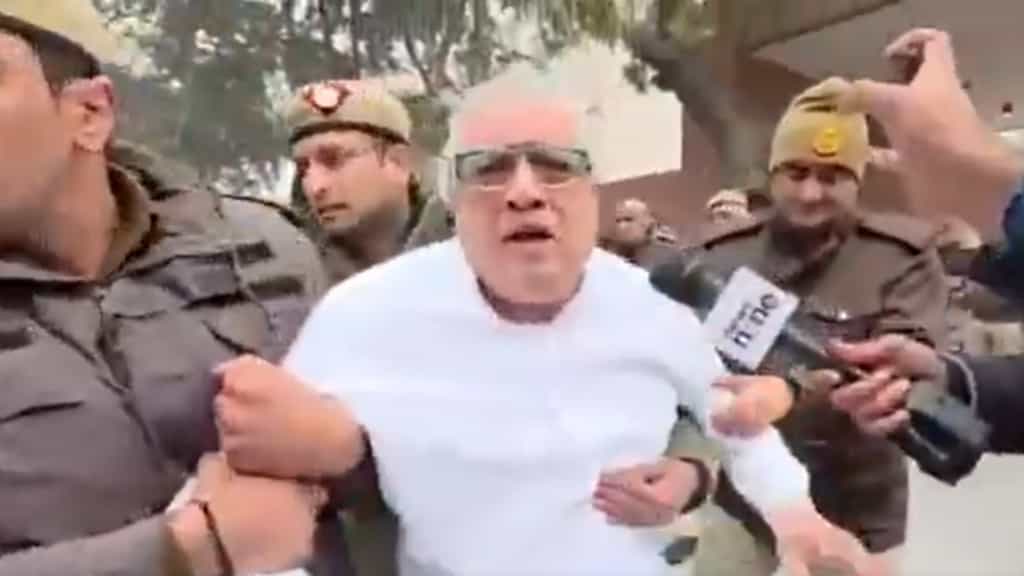 TMC MPs stage protest outside Home Ministry office over raids on I-PAC, detained