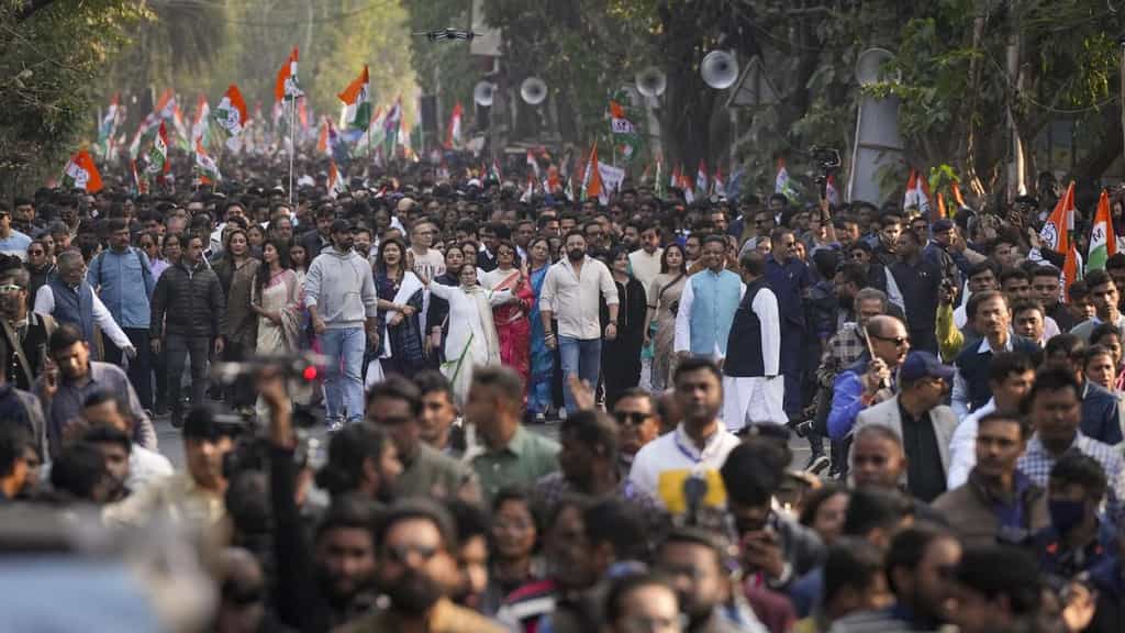 ED raids meant to steal TMC strategy; BJP leaders linked to coal money, alleges CM Mamata