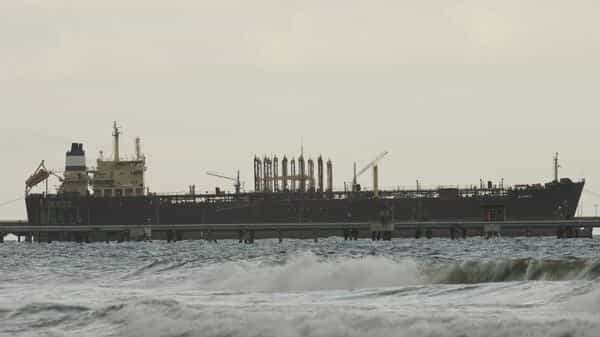 US seizes Olina tanker in Caribbean, targets fifth vessel in efforts to curb Venezuelan oil exports | Today News