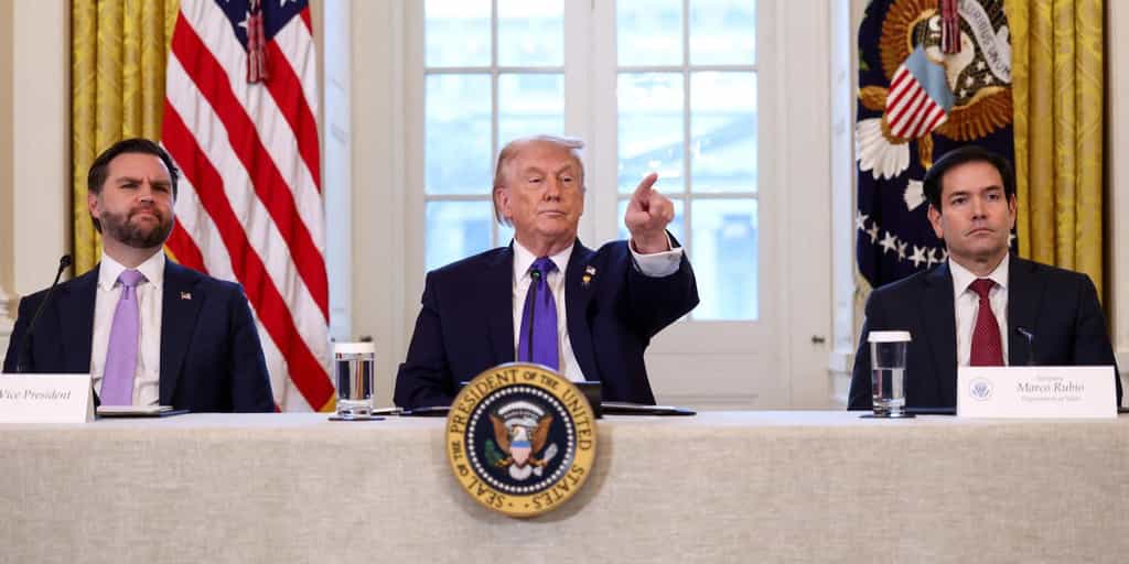 EN DIRECT, Venezuela : Donald Trump annonce que les Etats-Unis décideront quelles entreprises pourront exploiter le pétrole dans le pays