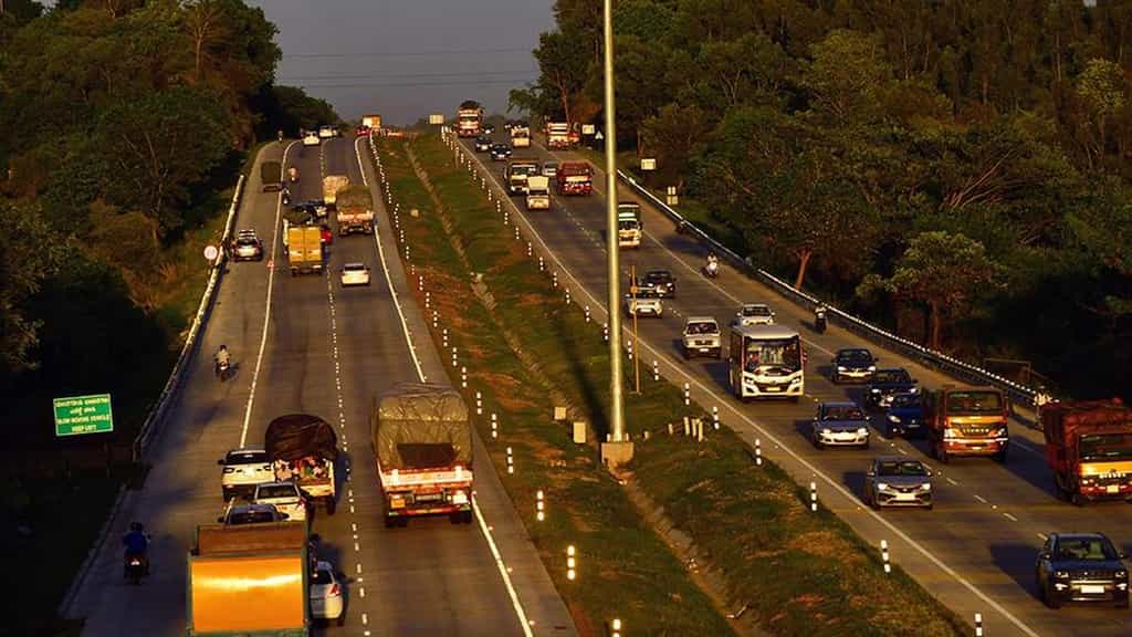 Tracing traffic violations: Road deaths fall for second straight year in Bengaluru despite rise in accidents