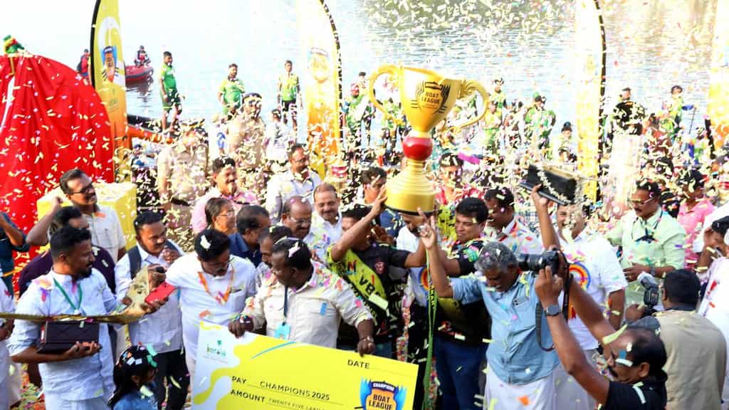Veeyapuram Chundan wins Champions Boat League; Niranam Chundan clinches President’s Trophy