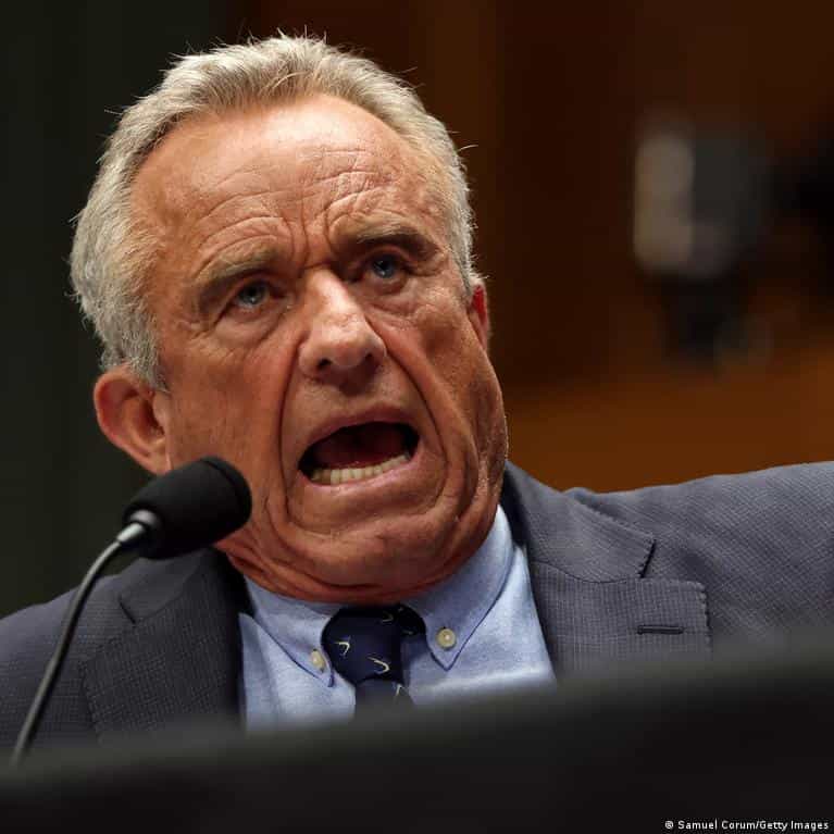 German health minister rejects US counterpart's COVID claims