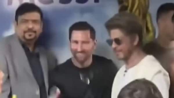 Shah Rukh Khan meets football icon Lionel Messi in Kolkata ahead of 70-foot statue unveiling | WATCH