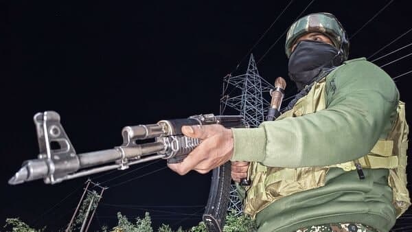 J&K news: Policeman killed, terrorist injured in gunfight amid security operation against JeM in Udhampur | Today News