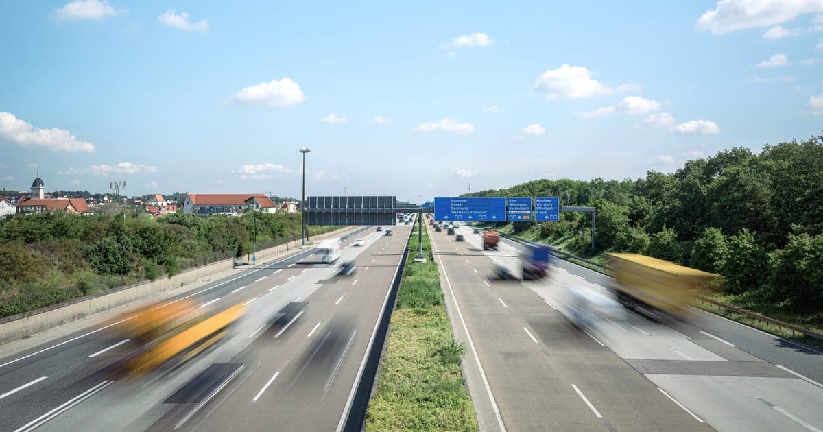 Decarbonizing road transport: From early success to scalable solutions